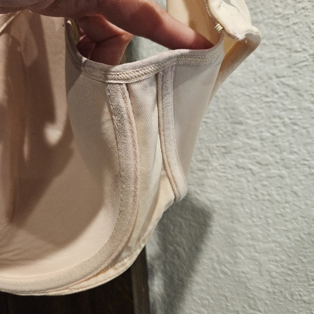 Cacique Lightly Lined Balconette Nude Size 44DD - Picture 6 of 10